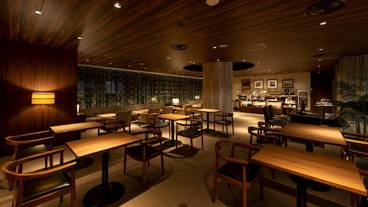 エグゼクティブ ラウンジ / 37