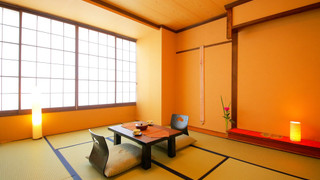 和室 4名共用バスルーム 喫煙可