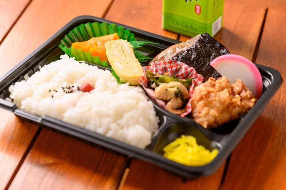 朝食