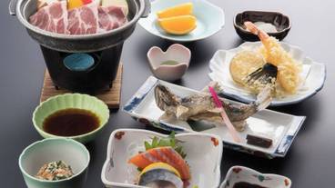 食事・飲み物 / 15