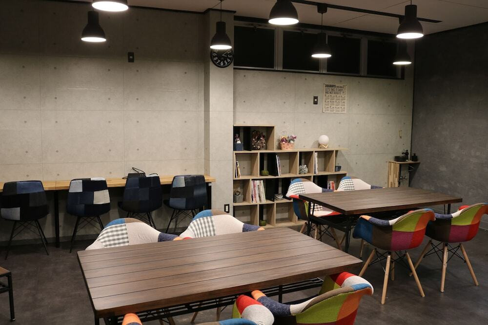 ロビーラウンジ