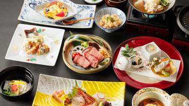 旅館のお食事処 / 31