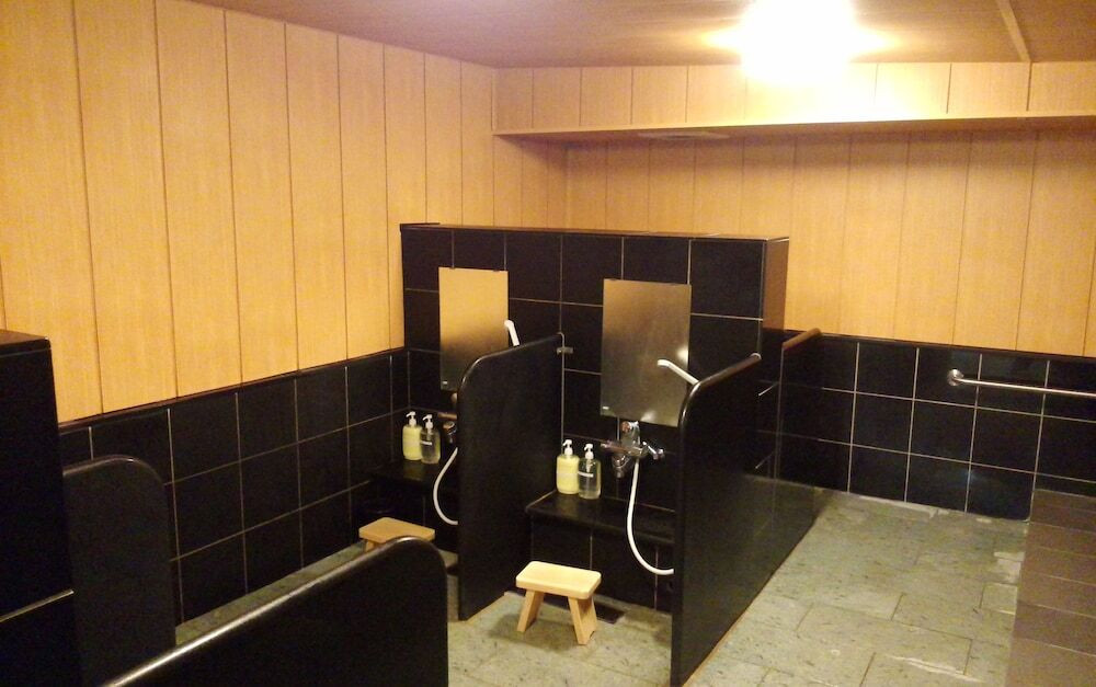 屋内 / 屋外プール