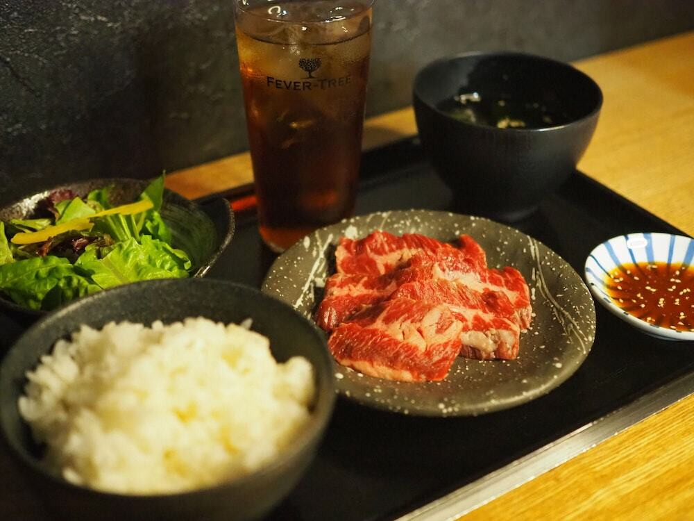 朝食