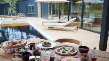 食事・飲み物 / 2