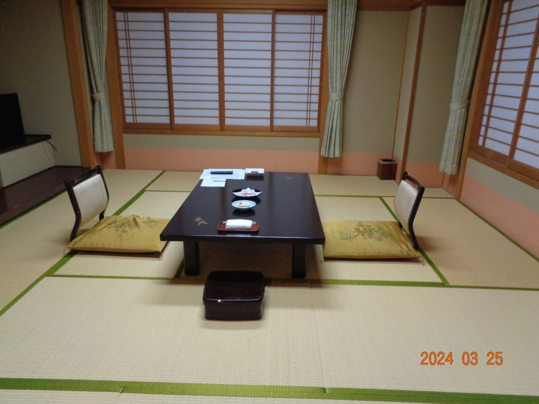 １２帖の和室＝余り使わず