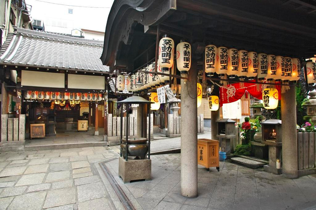６．縁結び以外にもお願いごとしちゃう？「法善寺」2146702