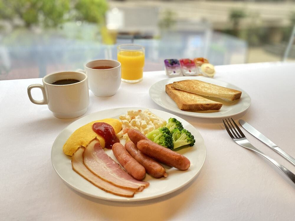 朝食