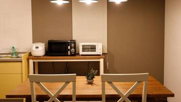 客室内のダイニングエリア / 8