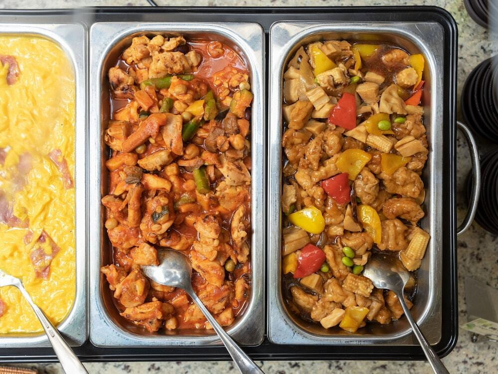 朝食ビュッフェ