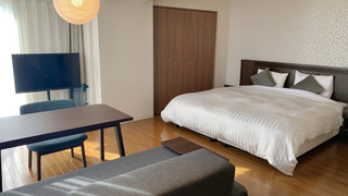 Superior King B (Bathtub, Bed Size 200cm, With Sofa Bed, Non-smoking, Maximum Occupancy: 3 people)