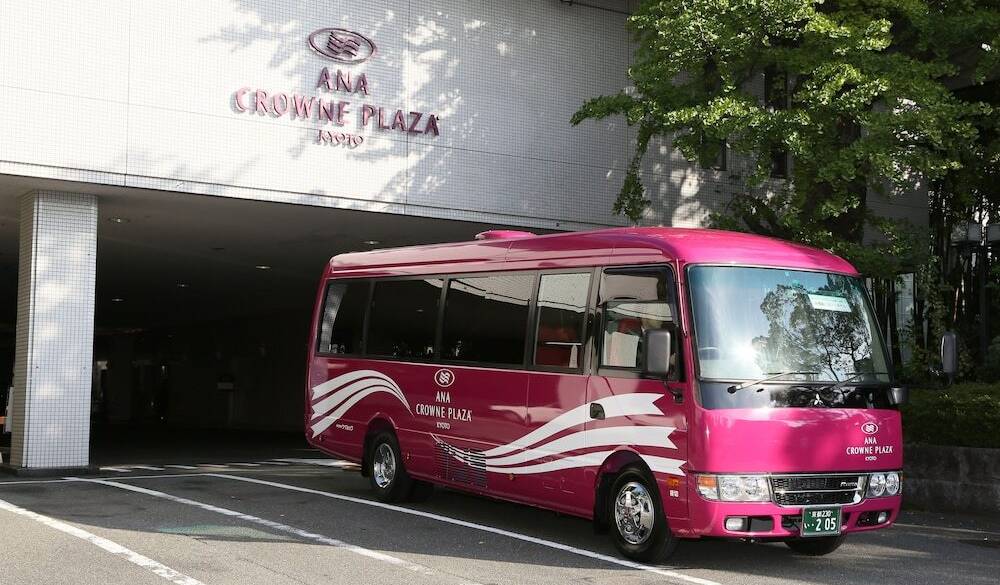 シャトルバス / 2