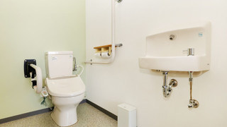 東館 ユニバーサルルーム