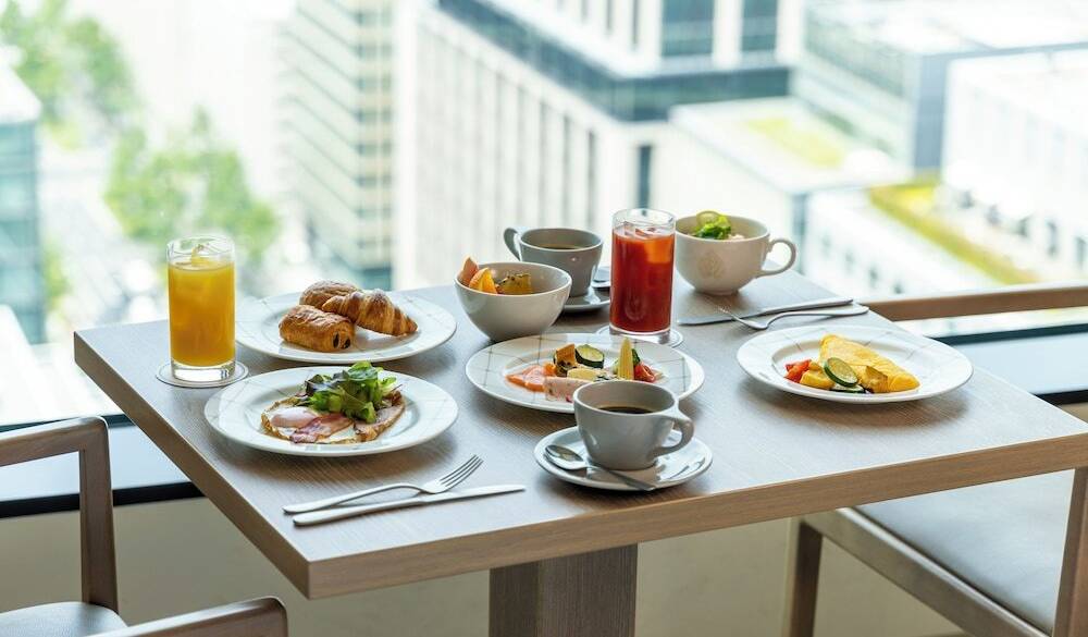 ラウンジの朝食一例 / 1