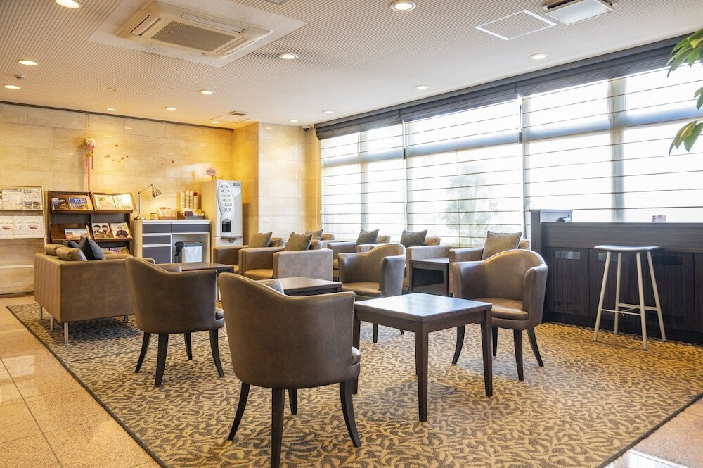 ロビーラウンジ