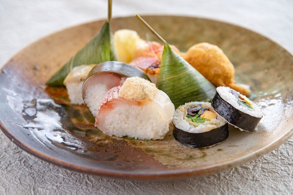 仕出し料理 寿司盛り合わせ