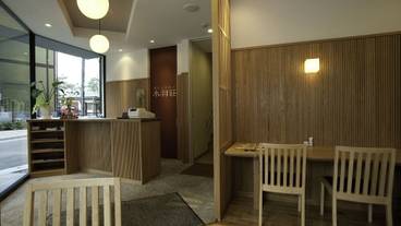 内部エントランス / 2