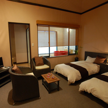 露天風呂や岩盤浴、薬膳料理で心身を浄化!3524313