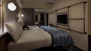 スーペリアツインルーム（プロジェクター付きシアタールーム）