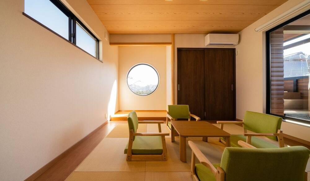 ラージヴィラの和室 / 2