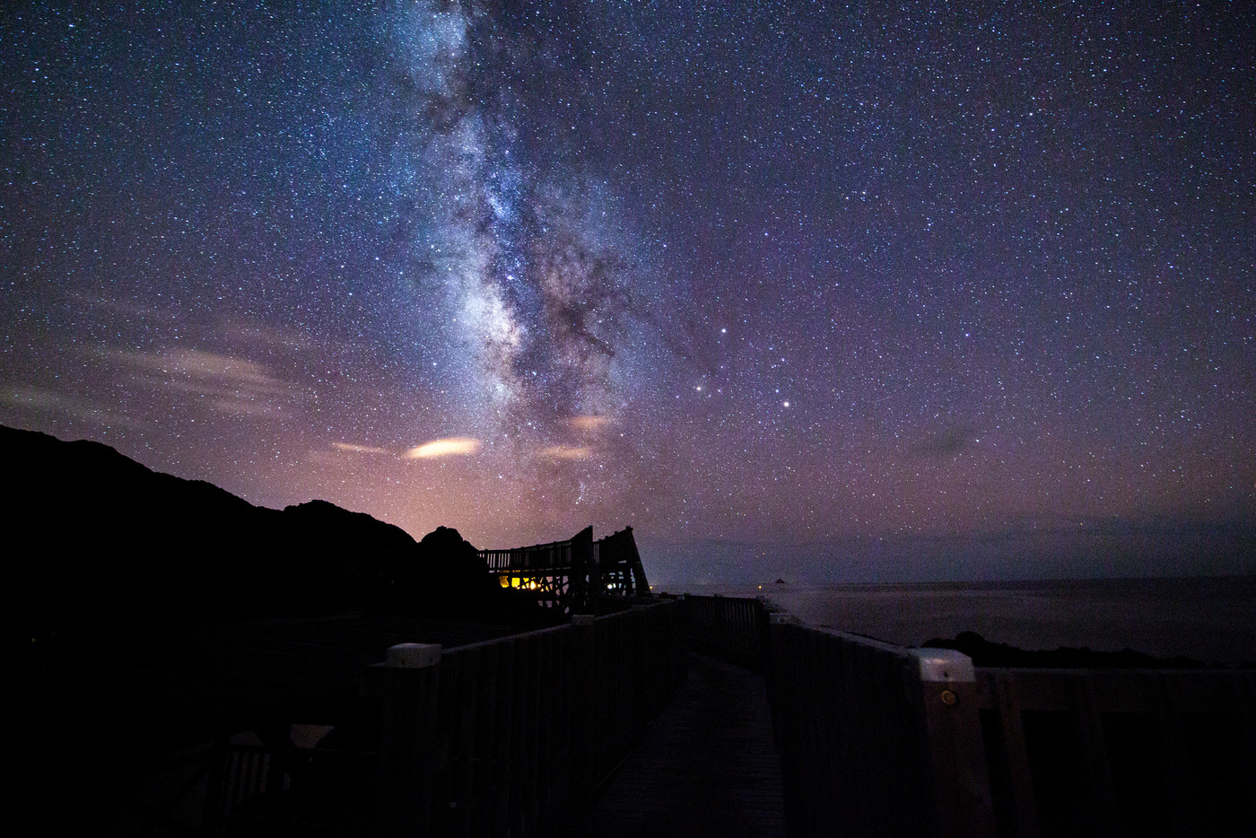 《伊豆諸島 神津島》 赤崎展望台と赤崎遊歩道からの夏の天の川