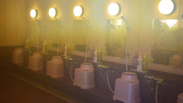 施設内の設備 / 16