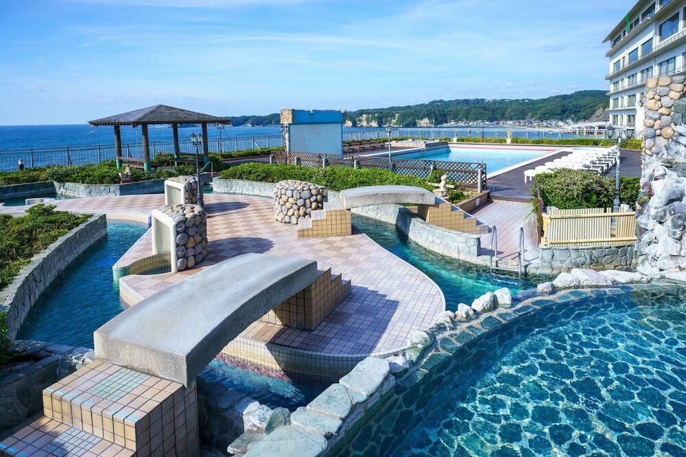 露天風呂や日本酒風呂も♪水着着用スパでリラックス4058877