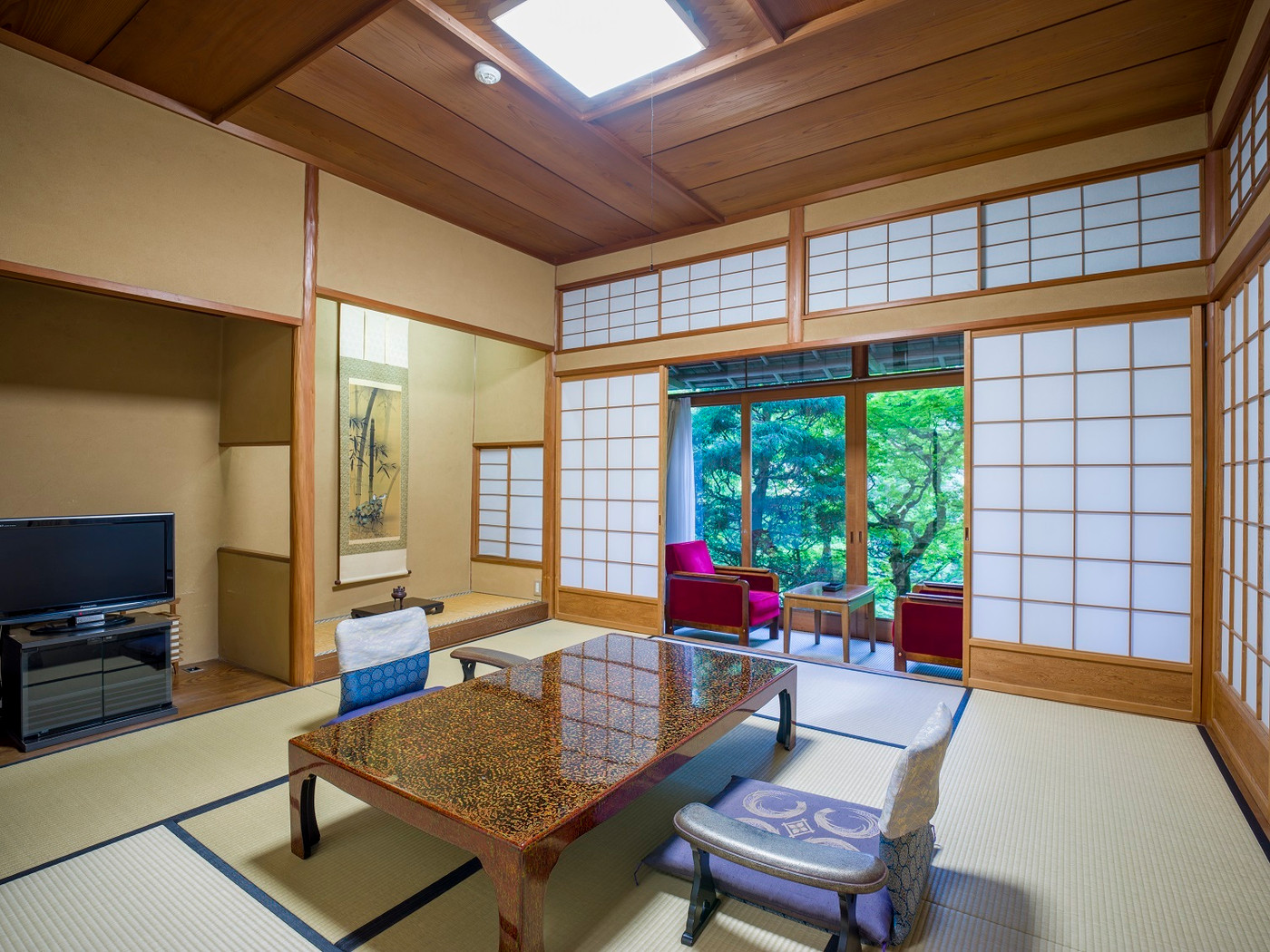 登録有形文化財の客室もある古格の宿4266566