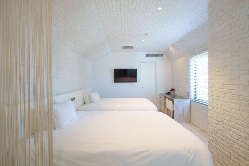 エグゼクティブツイン　洞窟