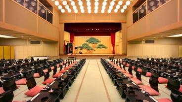 ボールルーム / 8