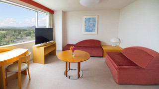 プレミアム ルーム シングルベッド 3 台 (High Floor)