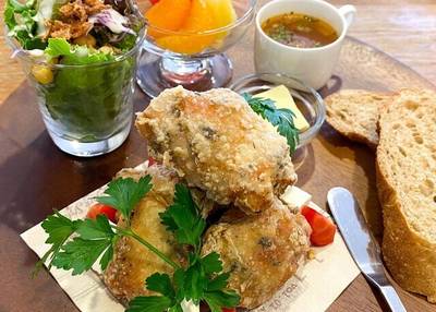 箱根唐揚げKARATTO