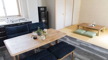 客室内のダイニングエリア / 30