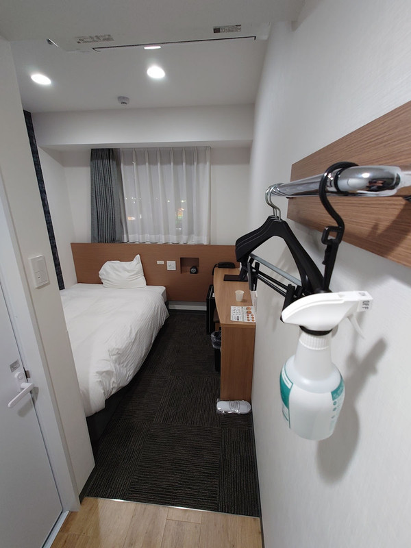 消臭剤は供えられいて良いです。