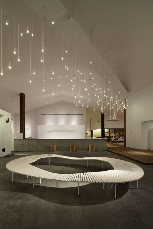 内部エントランス