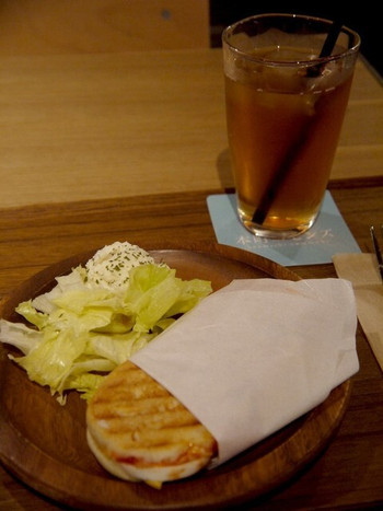 「本町コモンズ」料理 1012225 コモンズパニーニ