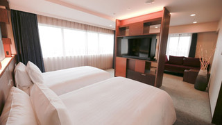 プレミアツインルーム [禁煙] 大人の人数に応じてエキストラベッドをご用意いたします