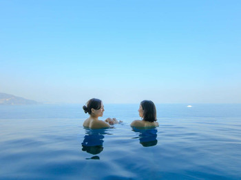 Enjoy a sense of freedom at ryokan /hotel with an ocean view3199267