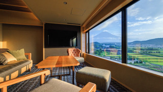 燦里 Suite 洋室  富士山側  [山梨ワインラウンジ利用可能]