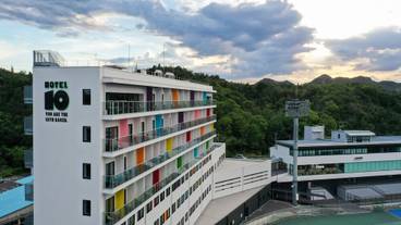 ホテル外観② / 2