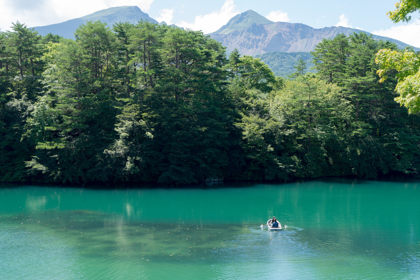 北塩原村にある五色沼・毘沙門沼の風景