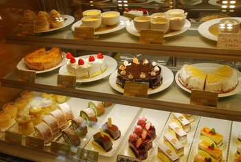 「パスティチュリア・デリチュース  箕面本店」内観 1060497 