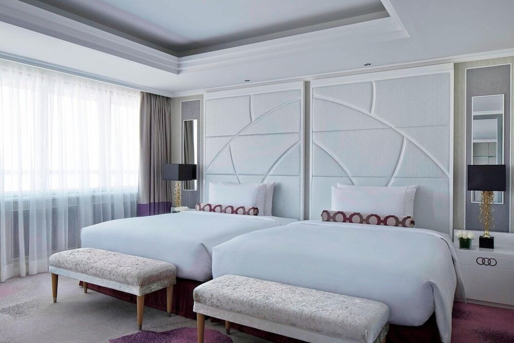 100平米超えの大空間！迫力のスイートルームでおこもりステイを満喫3743937