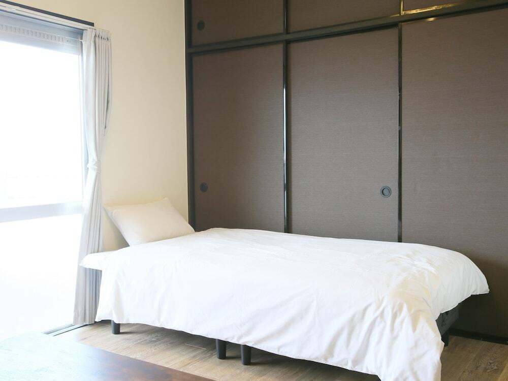 客室内のダイニングエリア