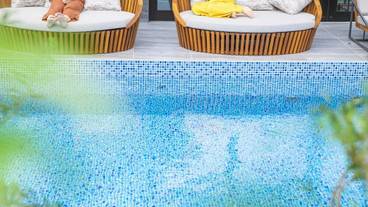 ガーデンプール② / 2