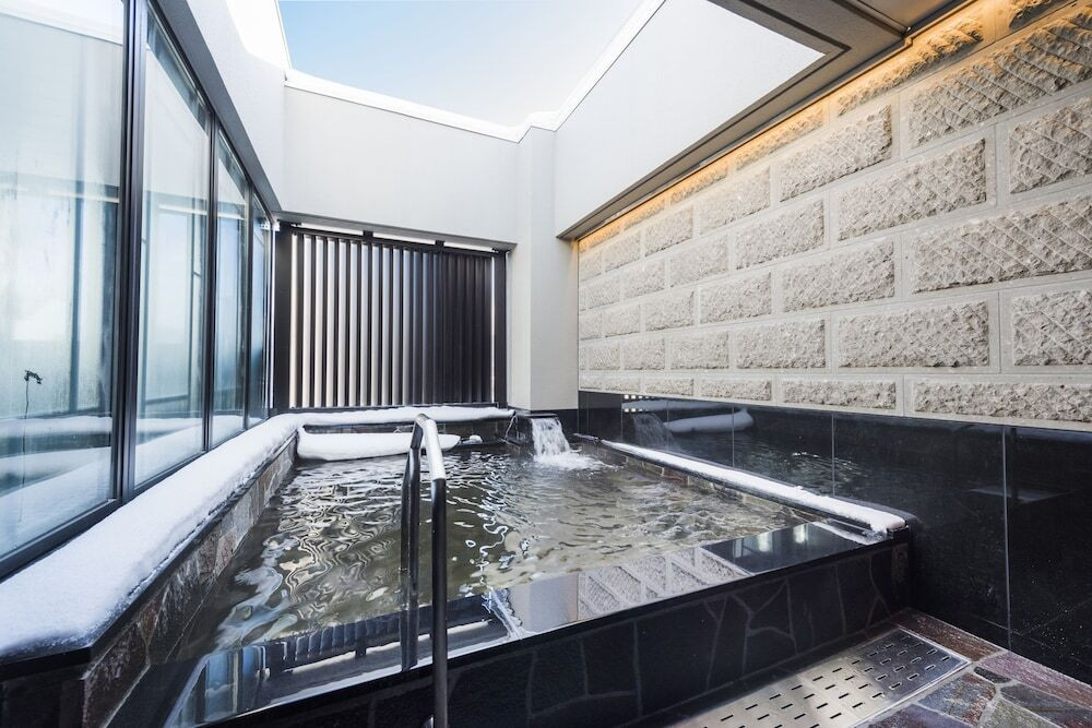 3.最上階の天然温泉はオアシス「ホテルソニア小樽」3642256