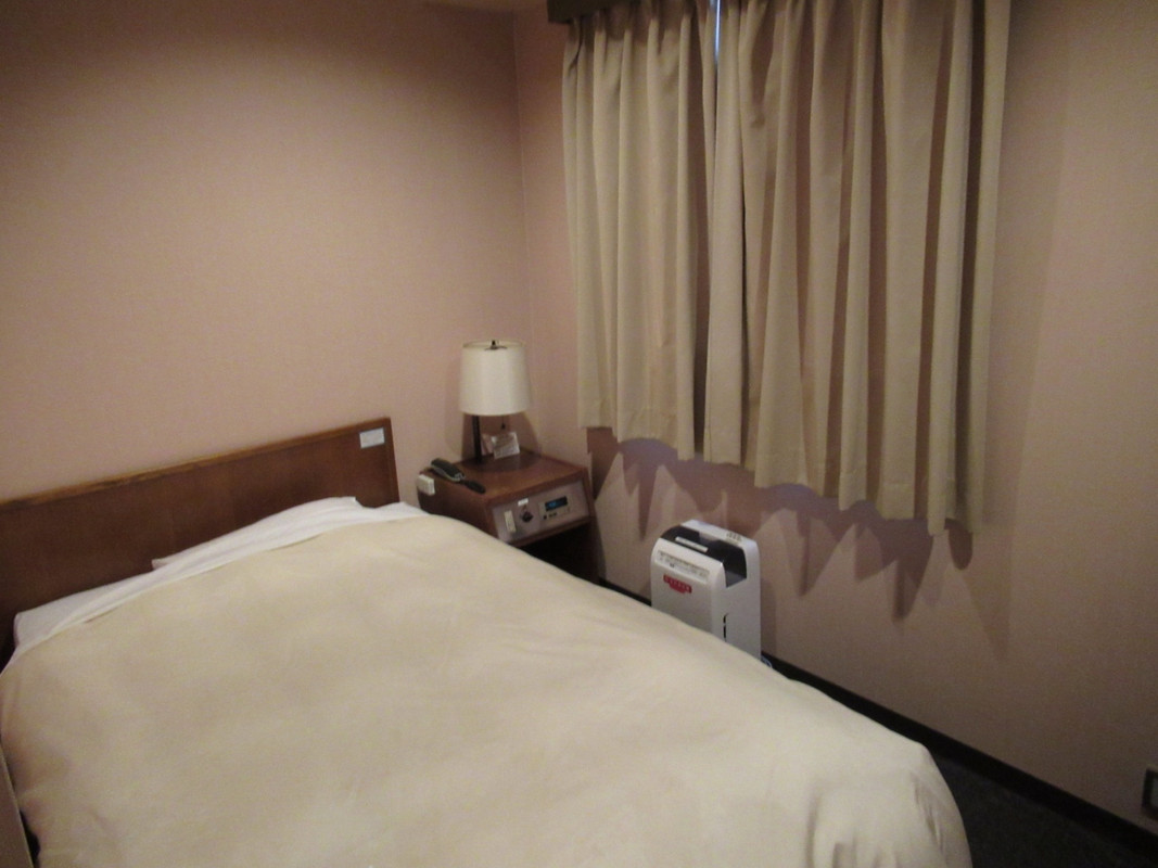 客室の様子。標準装備は一式揃っています。