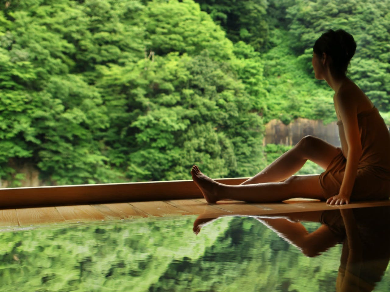 温泉にアート、絶景に美食！魅力溢れる富山で心潤うひとり旅2358475