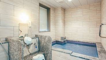 屋内スパ浴槽 / 4