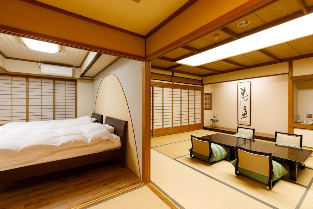 藤の棟Bタイプデラックス和洋室